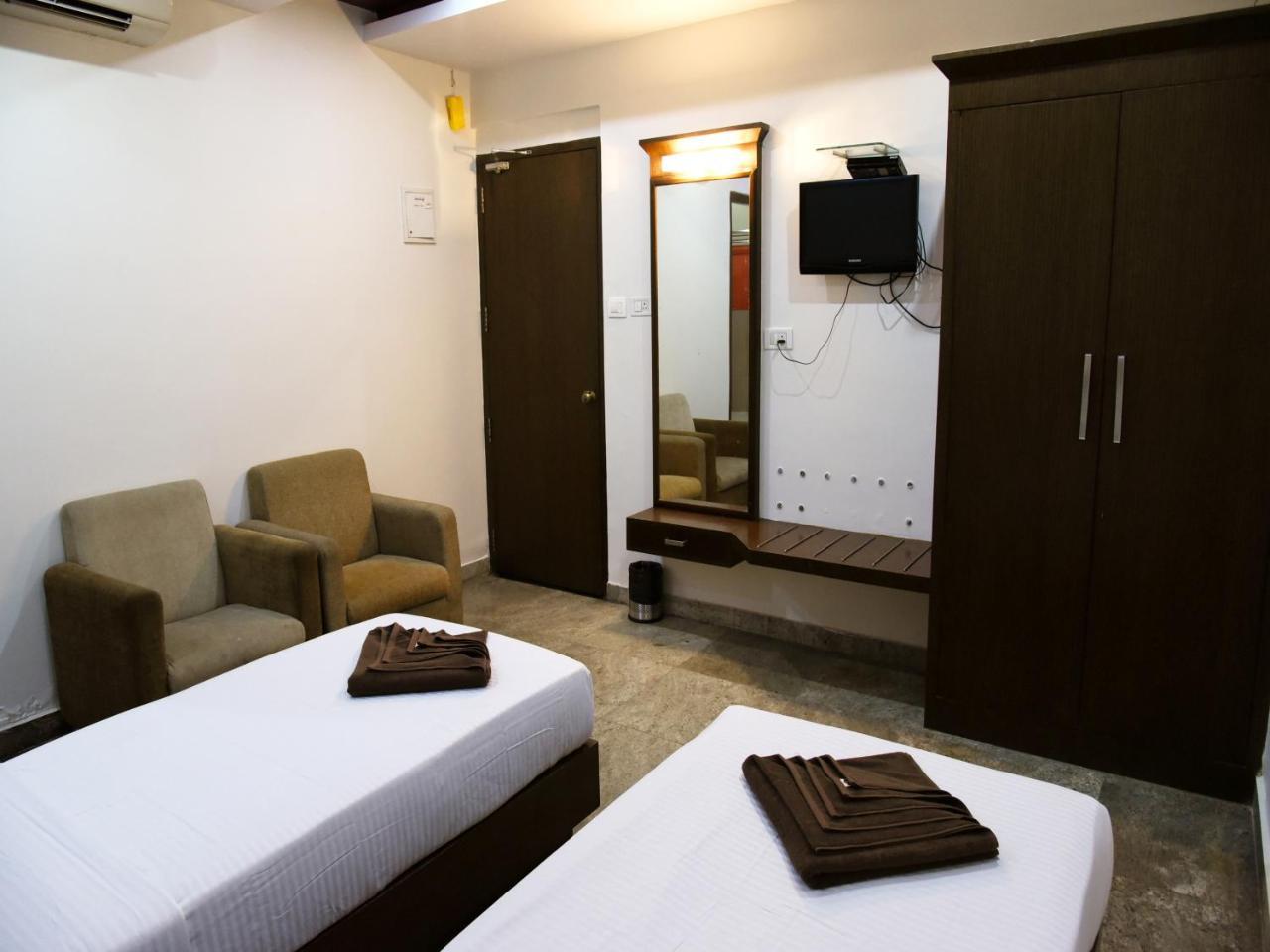 Hotel Sarayu Hassan Exterior photo
