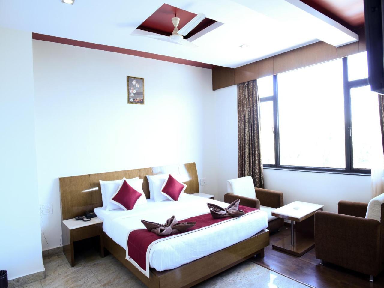 Hotel Sarayu Hassan Exterior photo